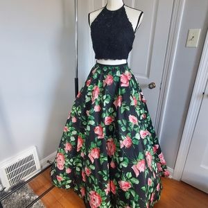 Sherri hill 50119 floral two piece prom dress